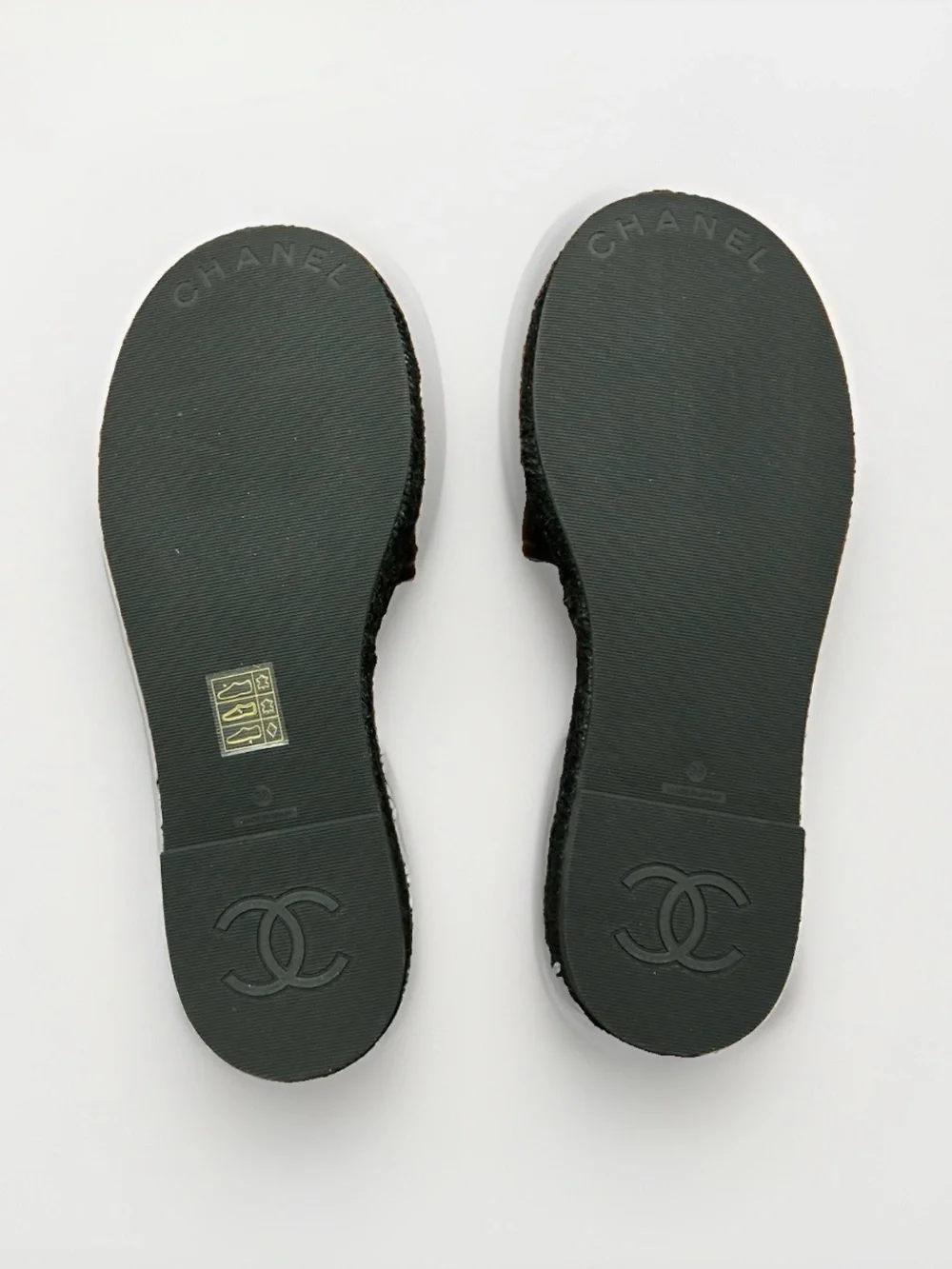 Chanel 23C Black Lambskin Leather CC Logo Slide Sandal Slip Espadrille Flat 38